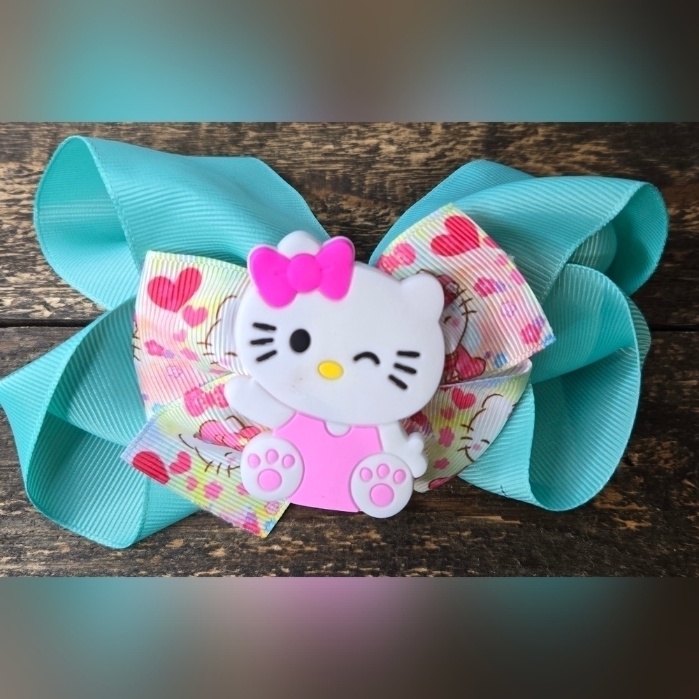Hello Kitty Aqua and Pink Heart Bow Hair Clip